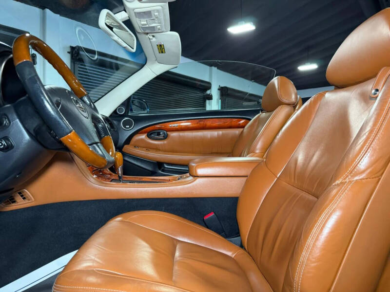 2004 Lexus SC 430