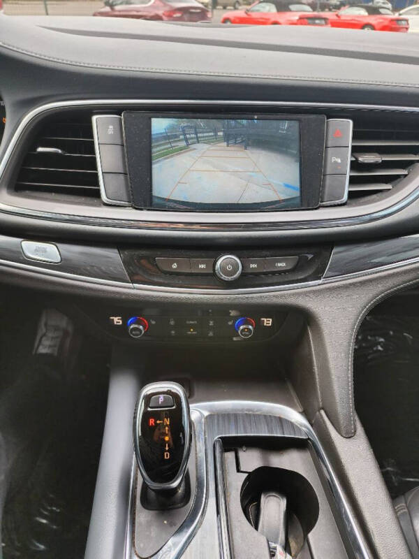 2018 Buick Enclave Essence