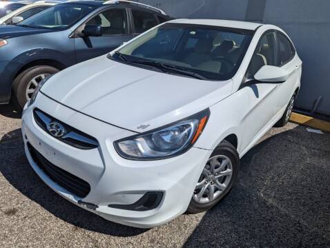 2013 Hyundai Accent for sale at AA Auto Sales LLC in Columbia MO