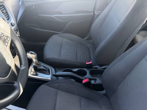 2018 Hyundai Accent SE