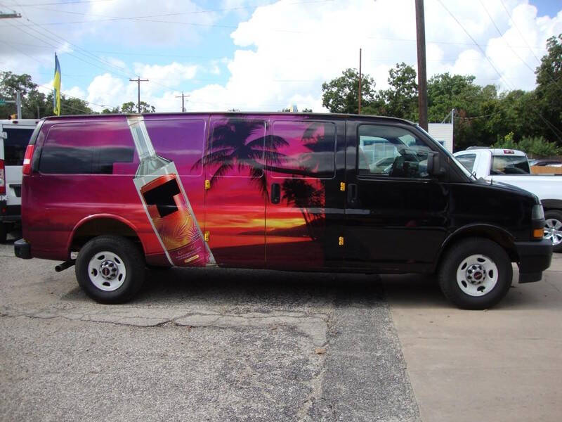 2018 GMC Savana 2500