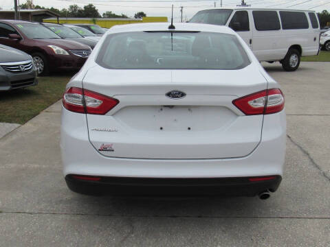 2016 Ford Fusion S