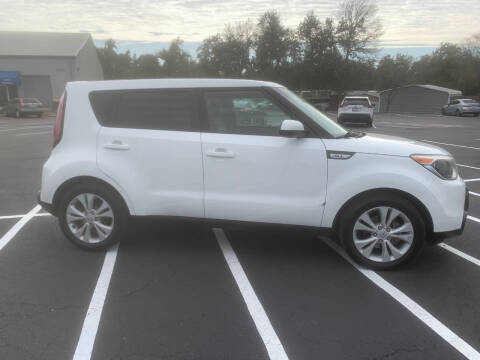 2016 Kia Soul +