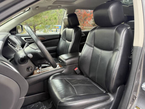 2018 Nissan Pathfinder Platinum