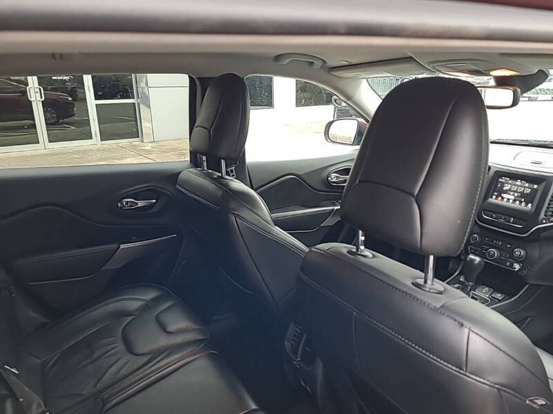 2021 Jeep Cherokee Latitude Lux