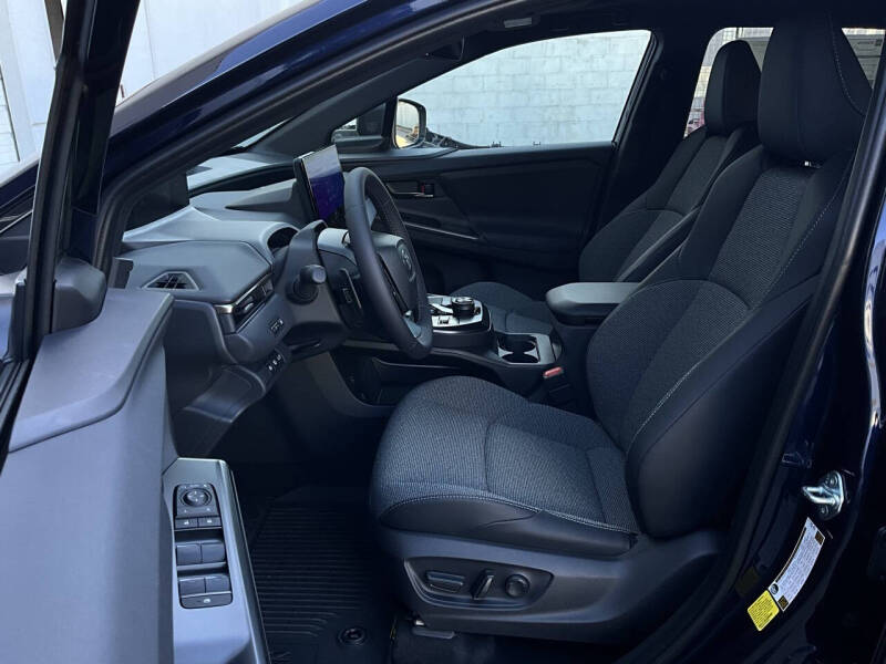 2026 Toyota bZ XLE Plus