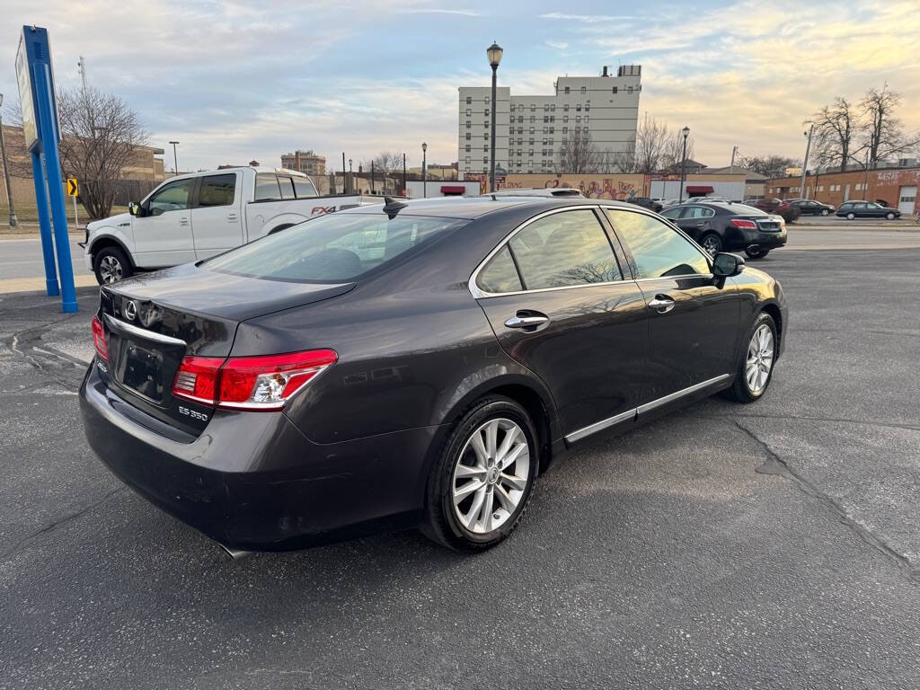 2010 Lexus ES 350 for sale at Johnson's Auto in Mason City, IA