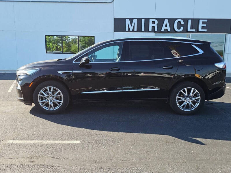 2023 Buick Enclave Premium
