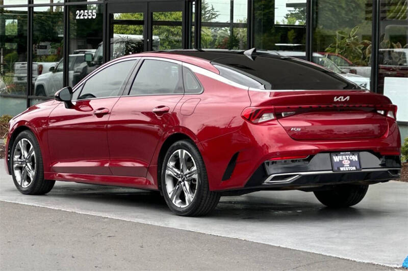 2022 Kia K5 EX