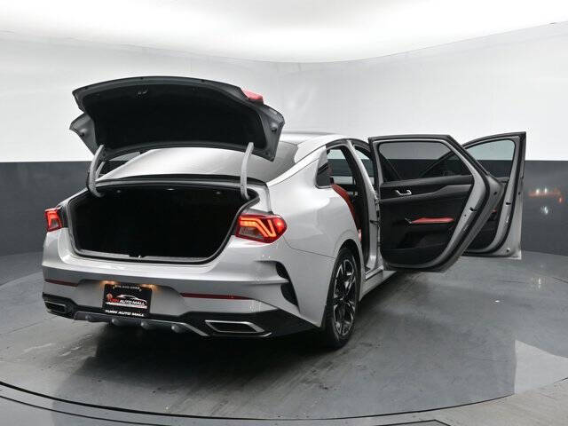 2022 Kia K5