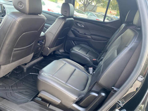 2022 Chevrolet Traverse LT Leather