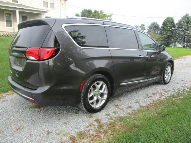 2018 Chrysler Pacifica Touring L Plus