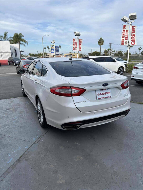 2014 Ford Fusion SE