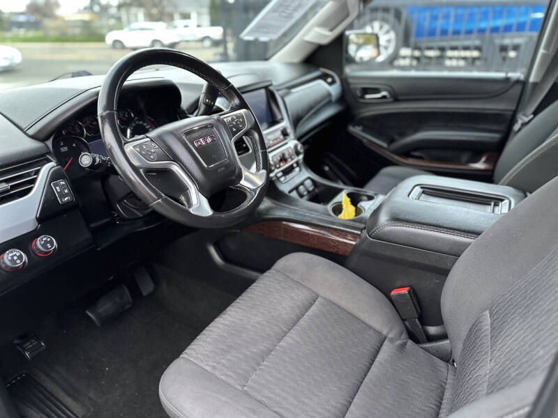 2015 GMC Yukon XL SLE
