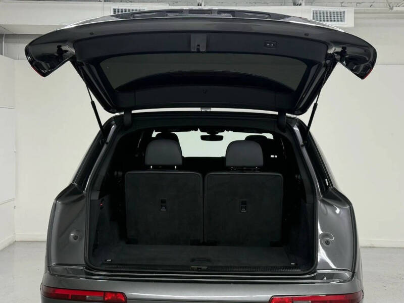 2019 Audi Q7 quattro Premium Plus 55 TFSI