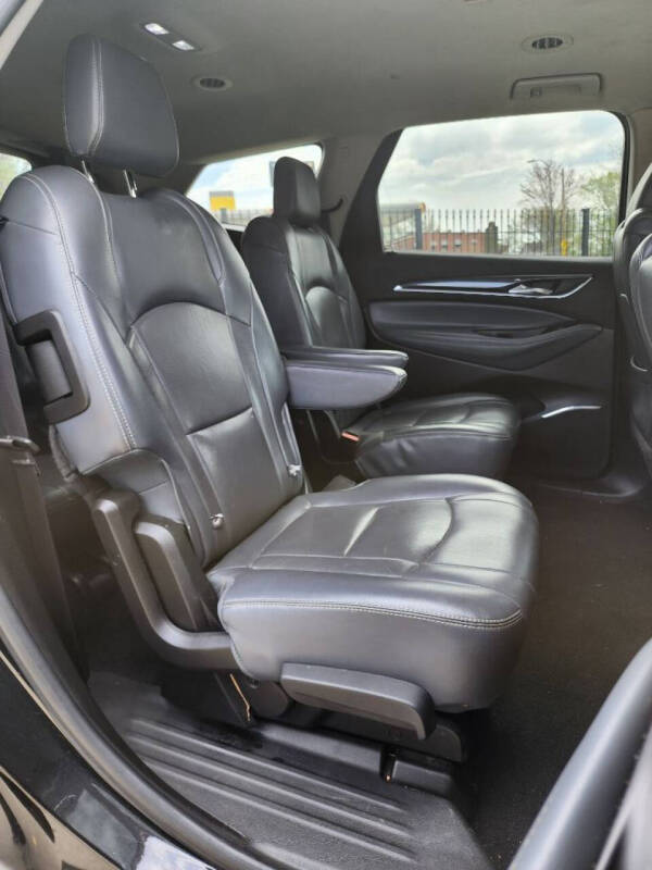 2018 Buick Enclave Essence