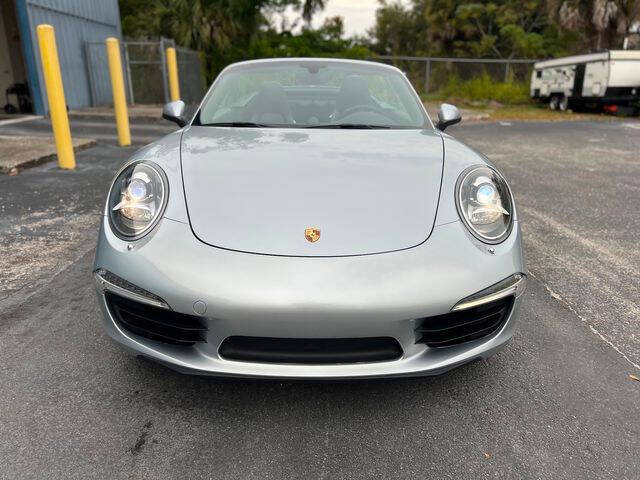 2014 Porsche 911 Carrera 4
