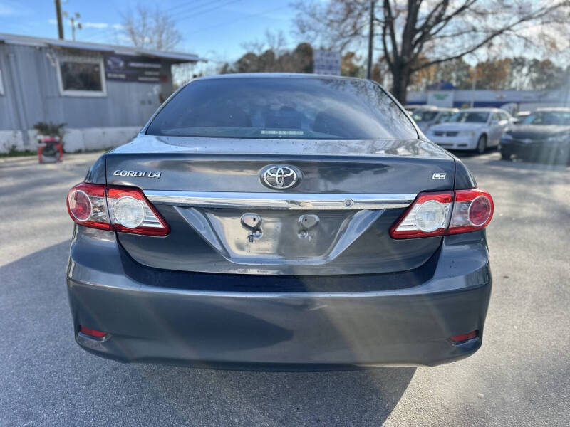 2011 Toyota Corolla LE