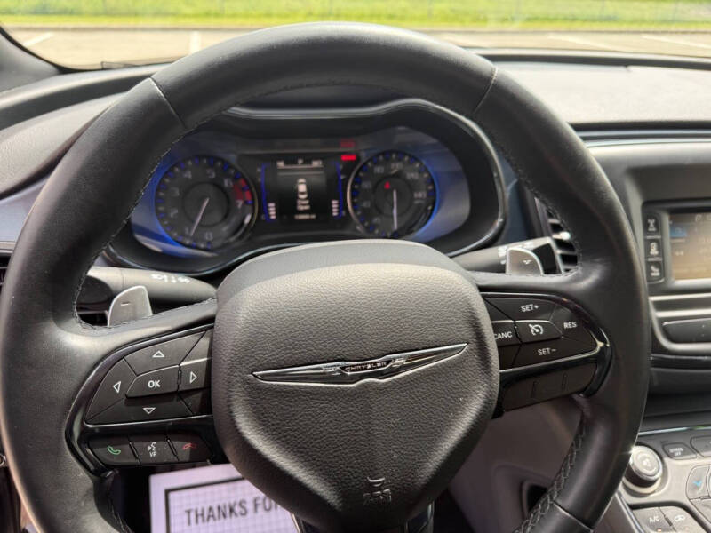 2015 Chrysler 200 S