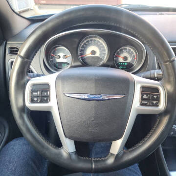 2011 Chrysler 200 Touring