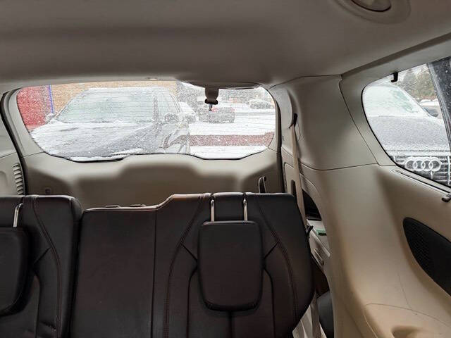 2018 Chrysler Pacifica Touring L Plus