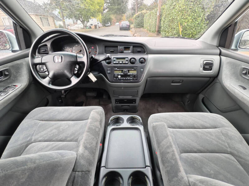 2004 Honda Odyssey EX w/DVD