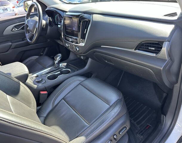 2021 Chevrolet Traverse RS