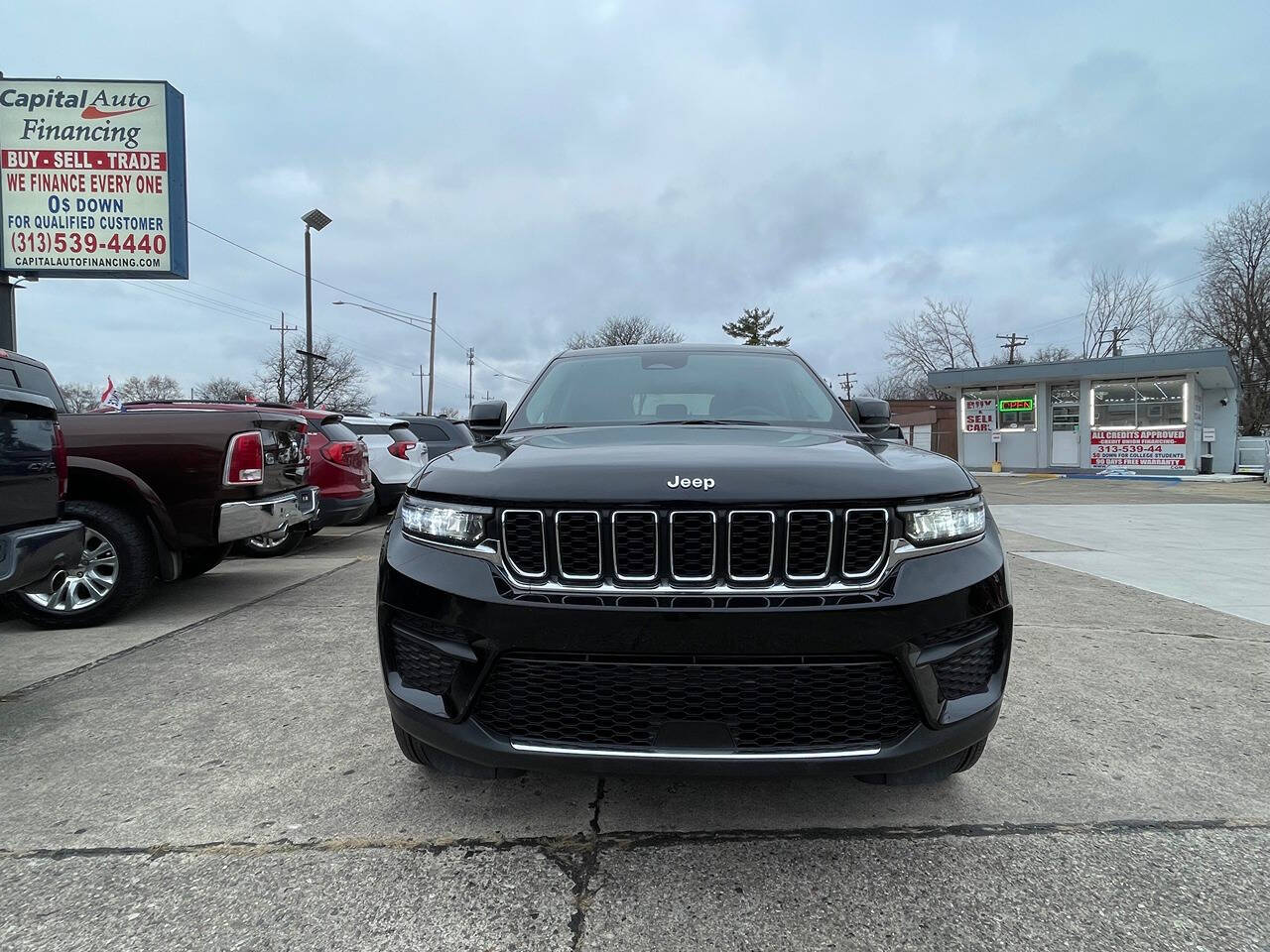 2023 Jeep Grand Cherokee for sale at Capital Auto Financing in Redford, MI