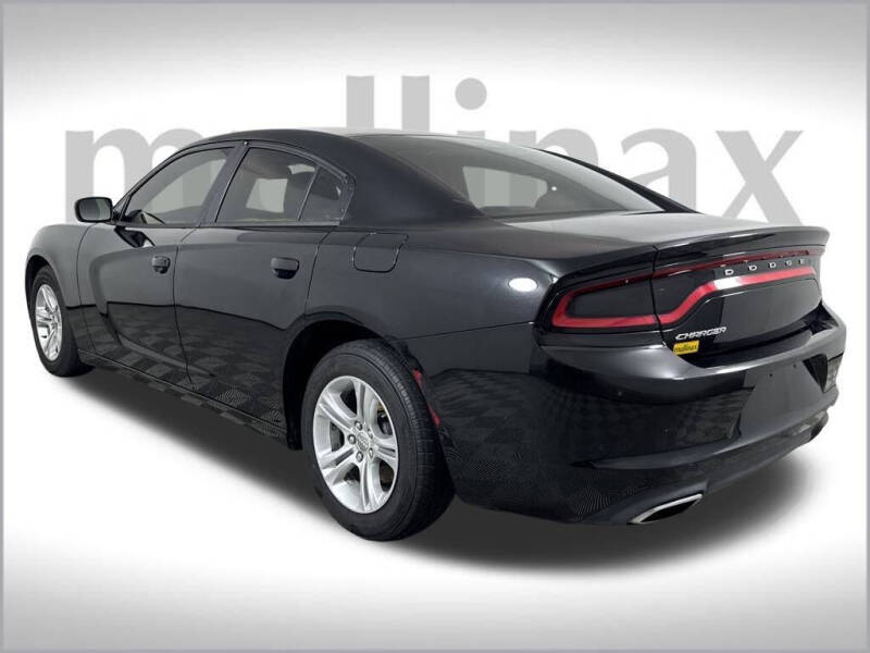 2017 Dodge Charger SE