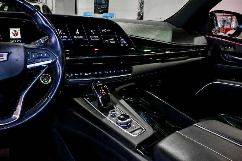 2022 Cadillac Escalade ESV Sport