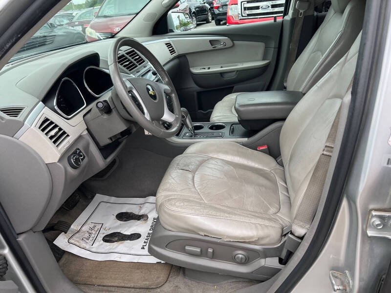 2011 Chevrolet Traverse LT