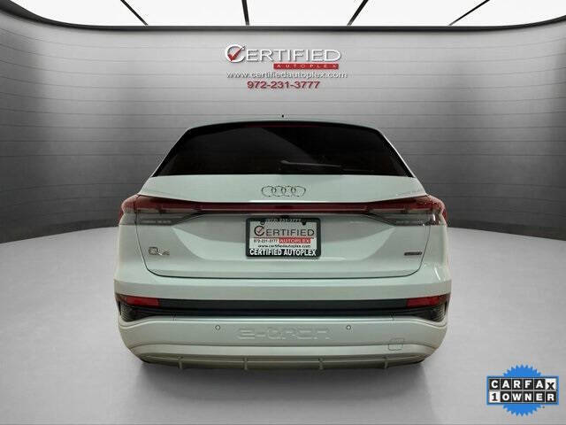 2024 Audi Q4 e-tron quattro Premium Plus 50