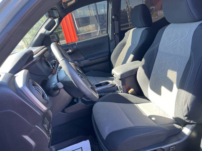 2022 Toyota Tacoma TRD Off-Road