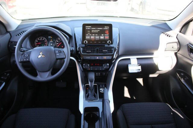 2026 Mitsubishi Eclipse Cross LE