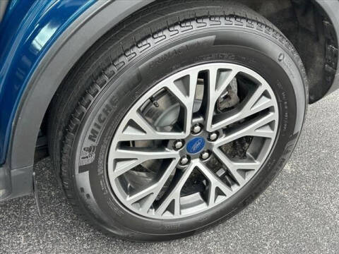 2020 Ford Escape SEL