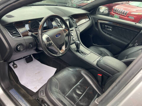 2016 Ford Taurus Limited