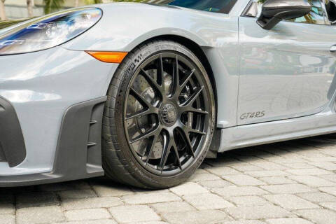 2024 Porsche 718 Cayman GT4 RS