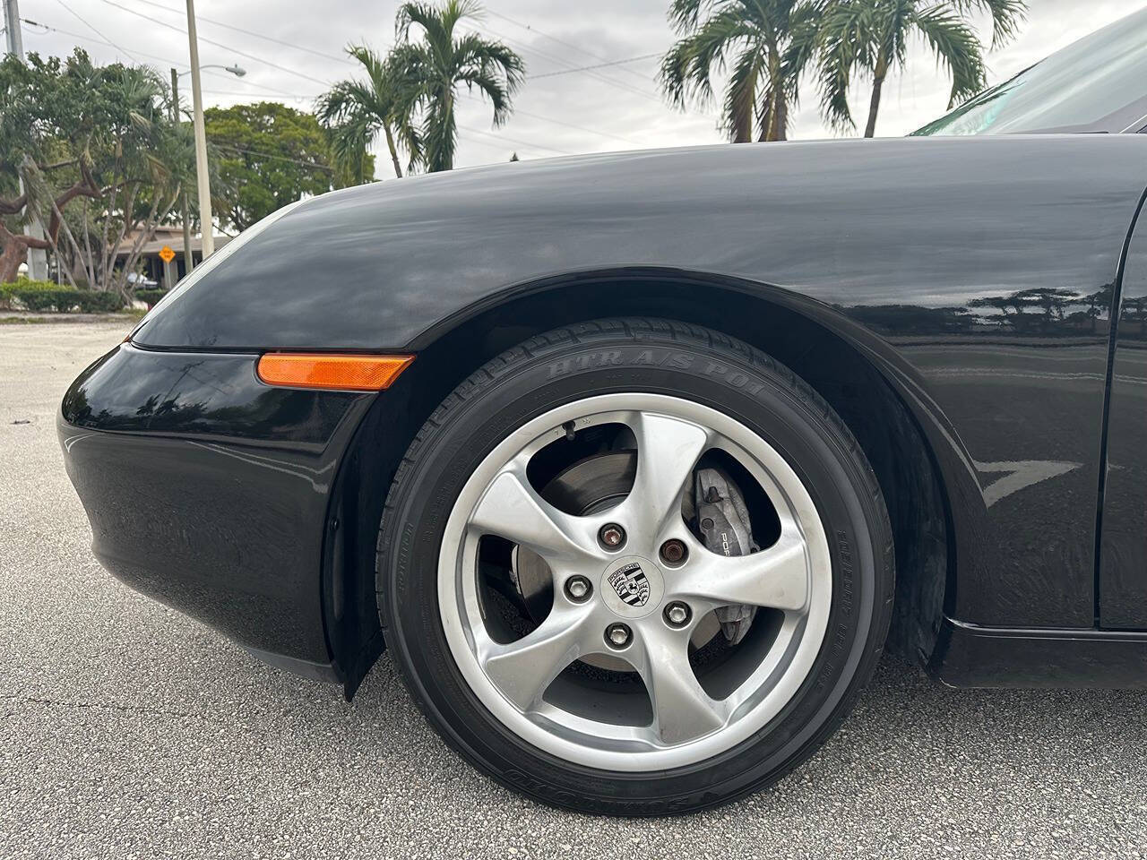 2002 Porsche Boxster 43