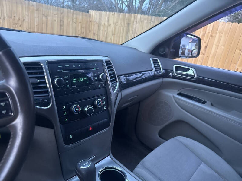 2011 Jeep Grand Cherokee Laredo