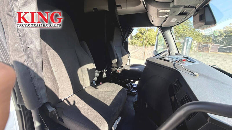 2023 Freightliner Cascadia