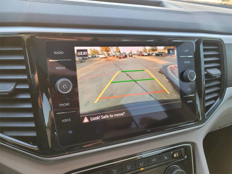 2023 Volkswagen Atlas V6 SE