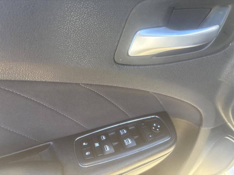 2019 Dodge Charger SXT