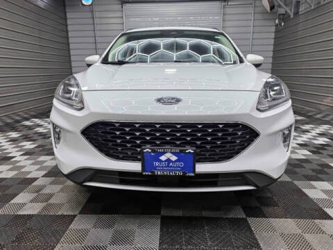 2020 Ford Escape SEL