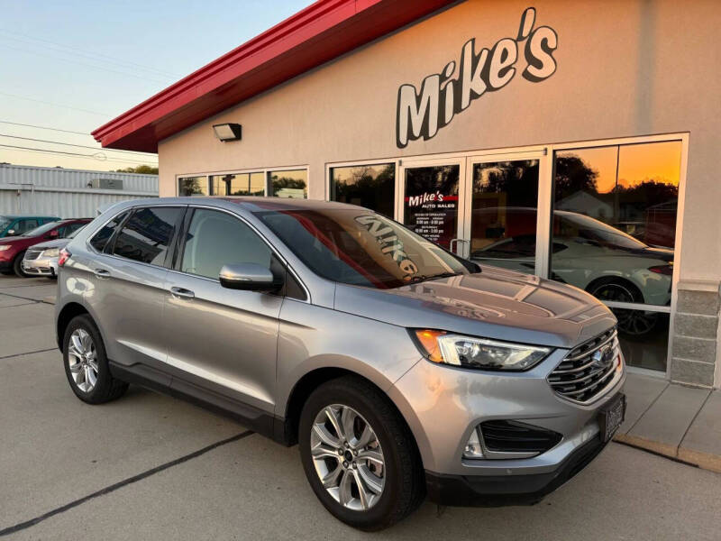 2024 Ford Edge Titanium