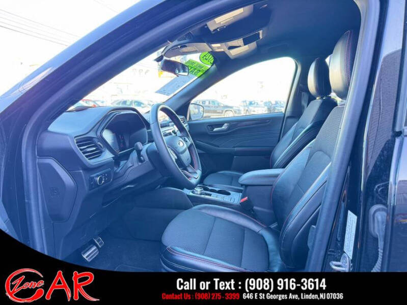 2024 Ford Escape ST-Line