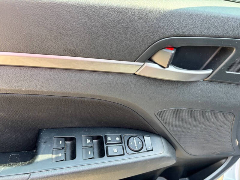 2018 Hyundai Elantra
