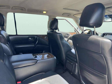 2017 Infiniti QX80