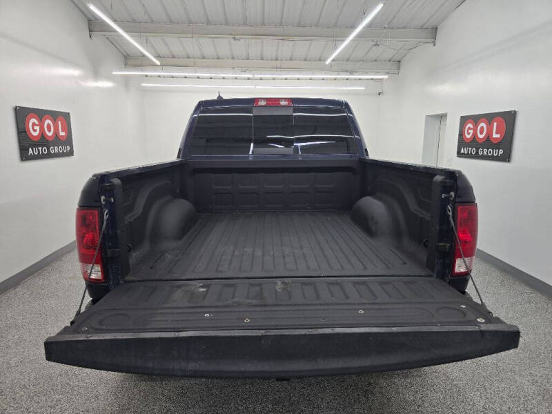 2017 RAM 1500 SLT