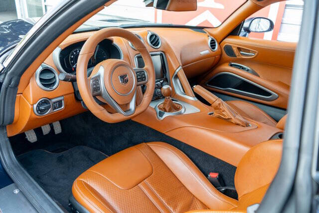 2013 Dodge SRT Viper 9