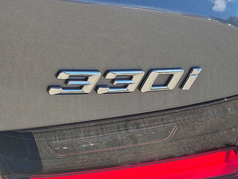2023 BMW 3 Series 330i xDrive